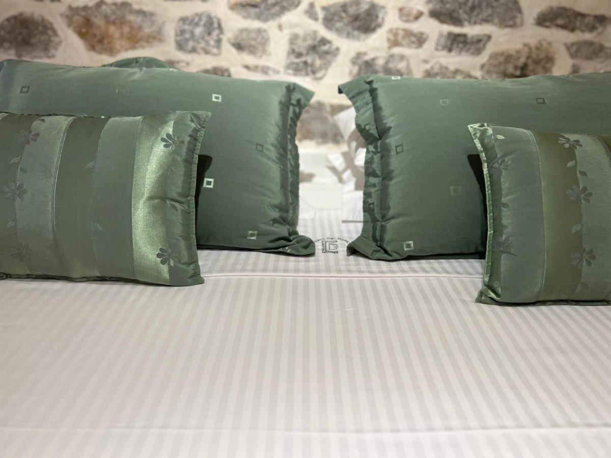 הידרה Portadelmare Deluxe Suites מראה חיצוני תמונה