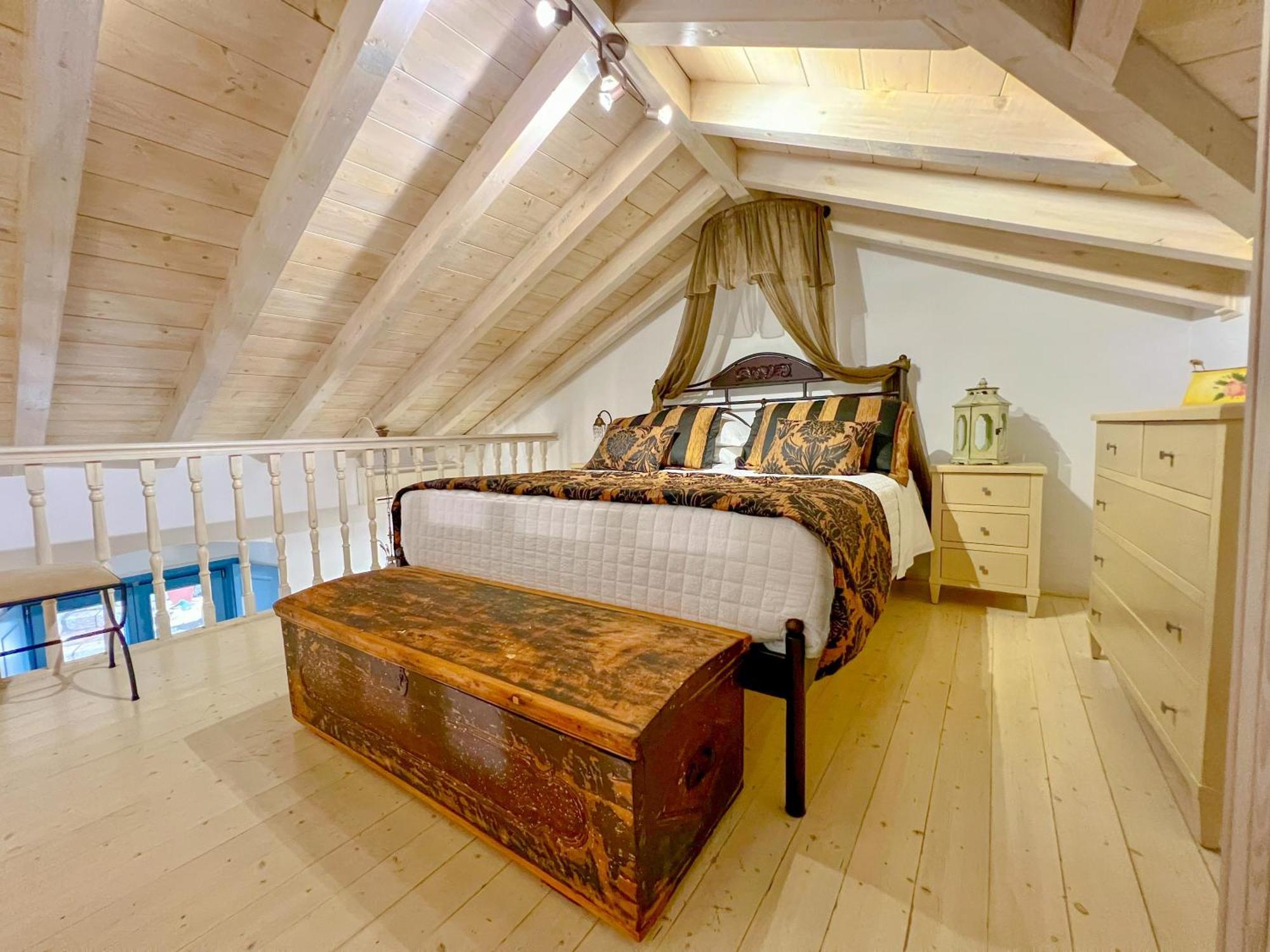 הידרה Portadelmare Deluxe Suites מראה חיצוני תמונה