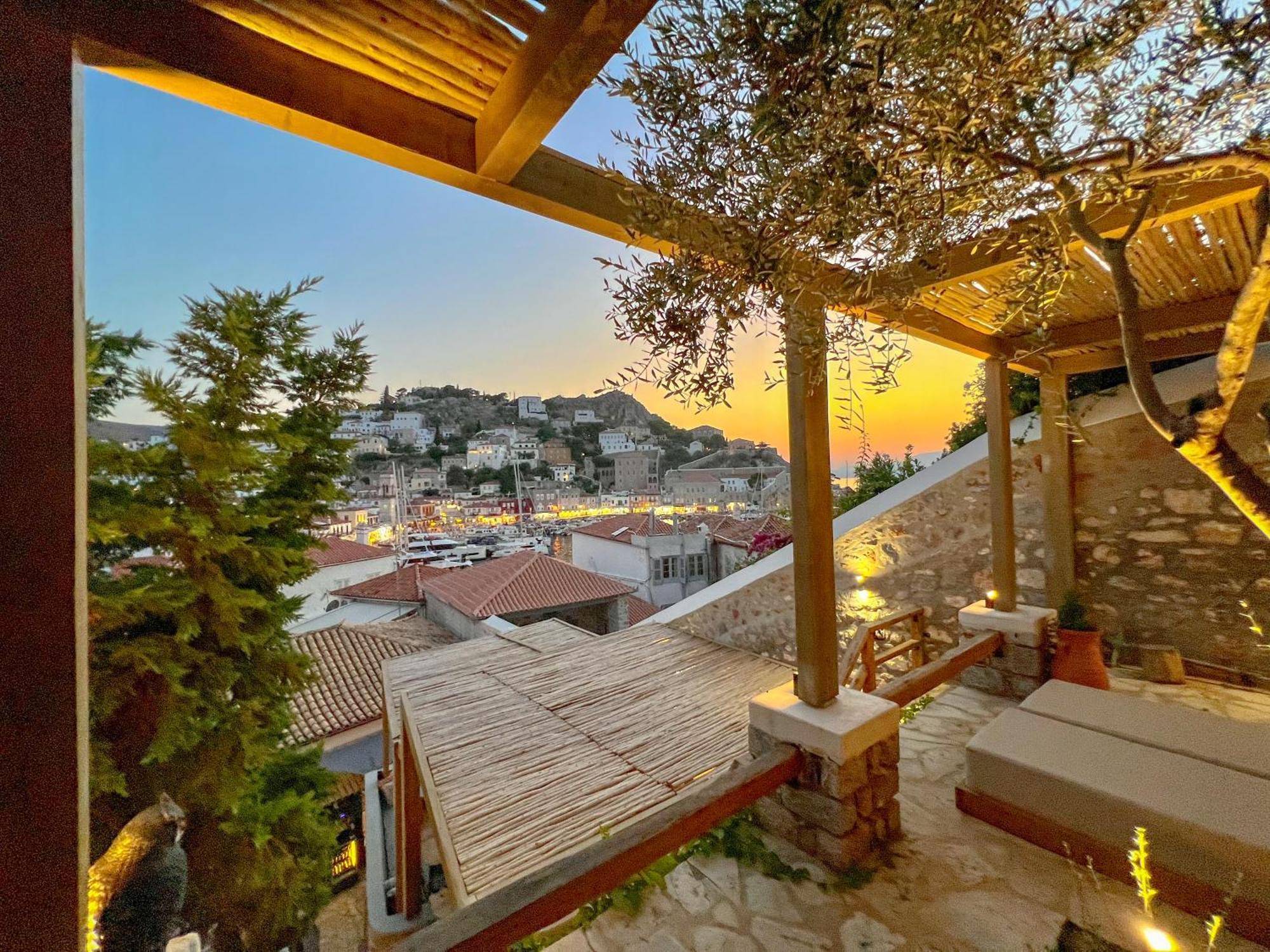 הידרה Portadelmare Deluxe Suites מראה חיצוני תמונה